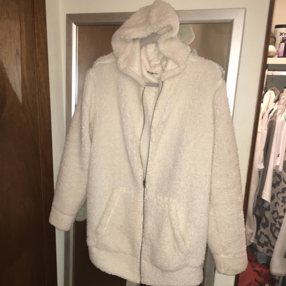 Hooded teddy jacket✨